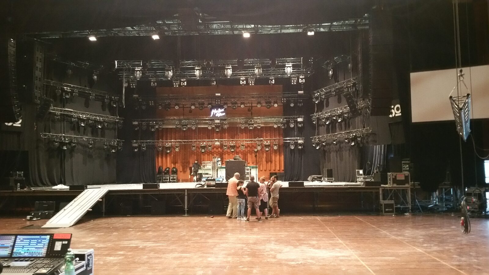 Montreux Stage Montreux Stage